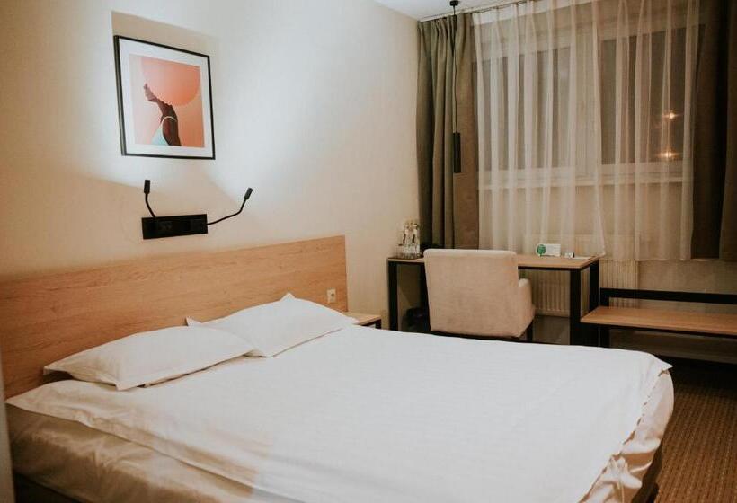 בית מלון כפרי Iness