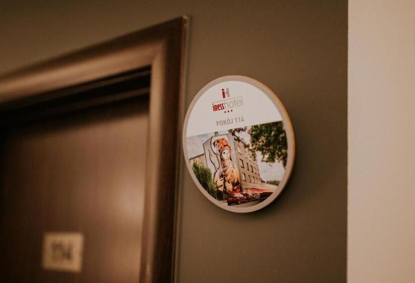 בית מלון כפרי Iness