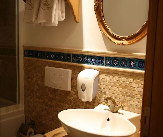 בית מלון כפרי Kerme Ottoman Konak   Boutique Class