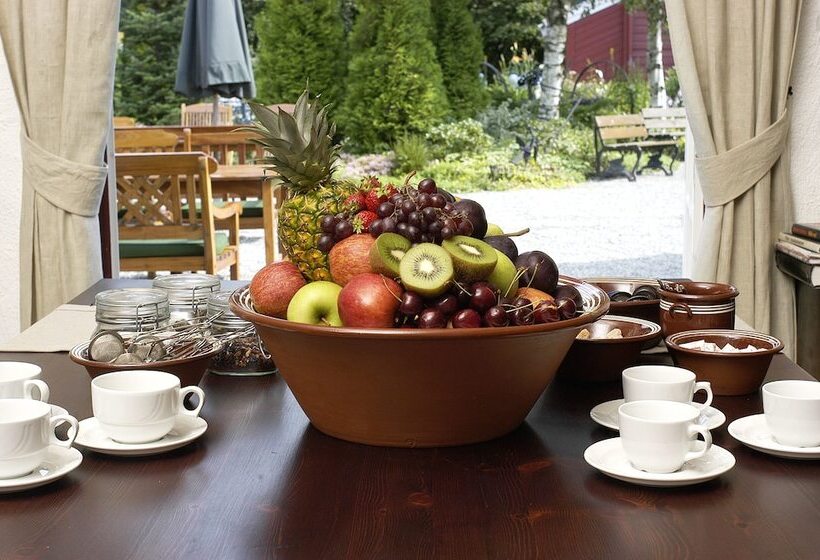 فندق Kronen Gaard