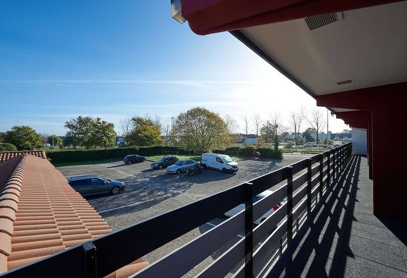 هتل Kyriad Bordeaux   Merignac Aéroport