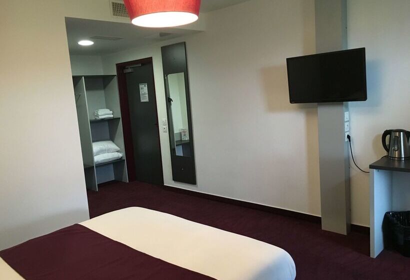 ホテル Kyriad Evreux  Netreville