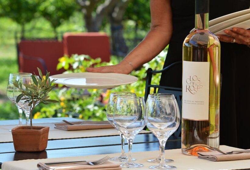 Отель La Bastide Du Clos Des Roses   Teritoria