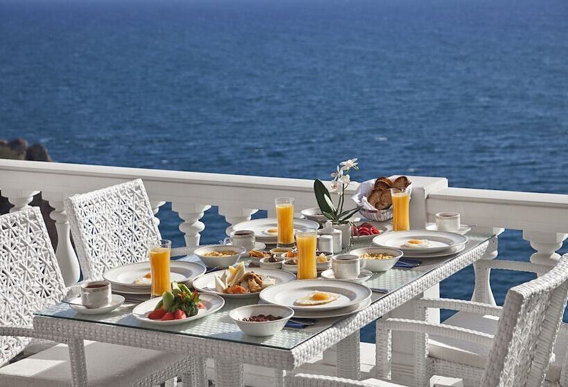 La Boutique Hotel & Suites