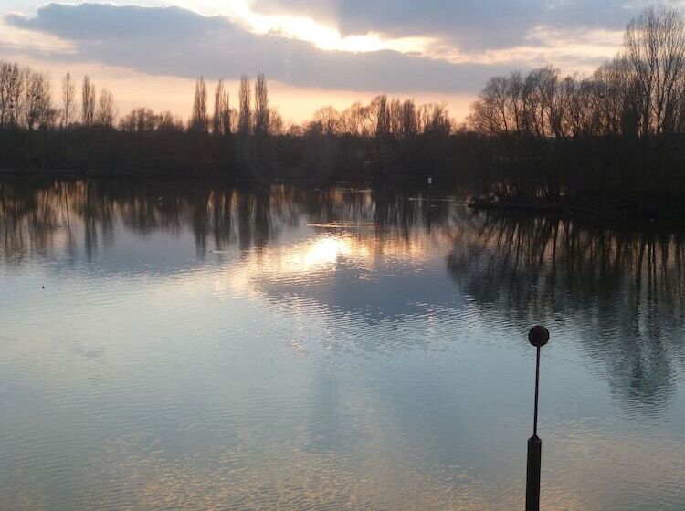 Отель La Chaîne D Or