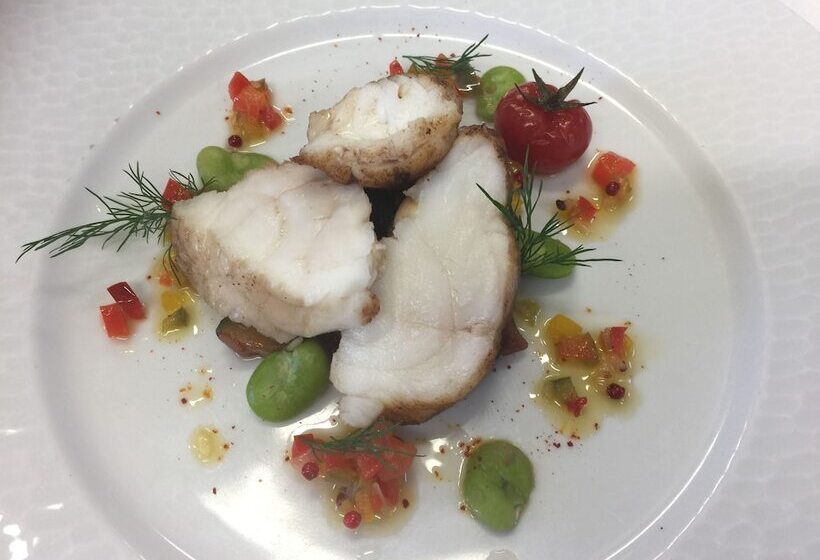 ホテル La Chaîne D Or