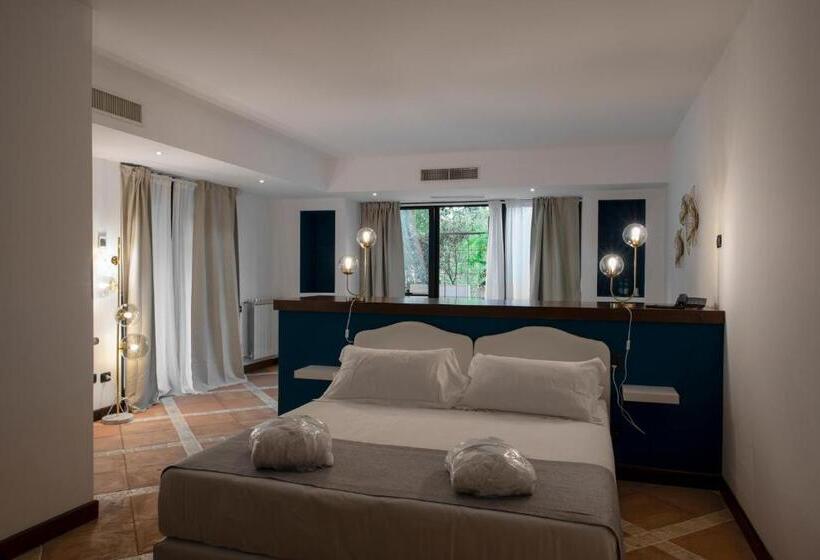 ホテル La Locanda Del Pontefice   Luxury Country House