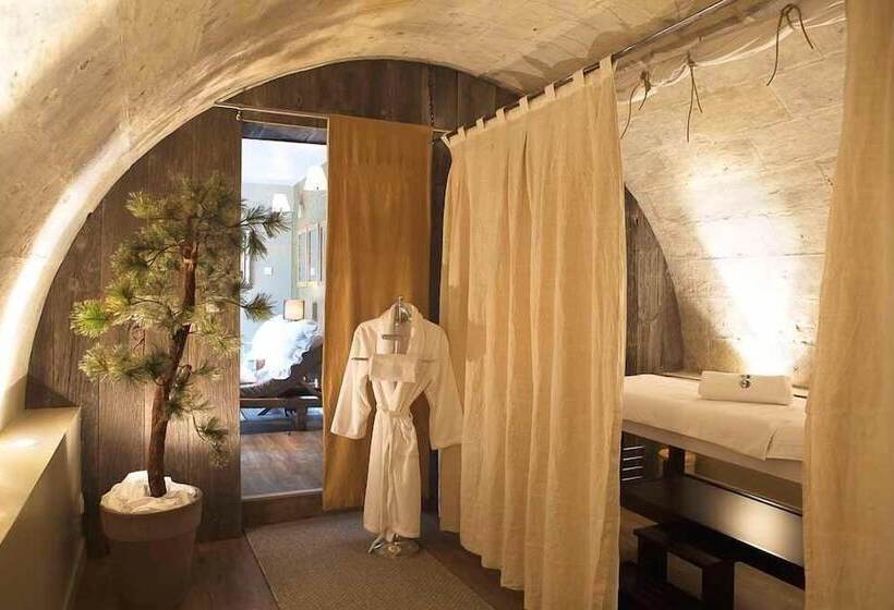 ホテル La Marine De Loire Hôtel & Spa