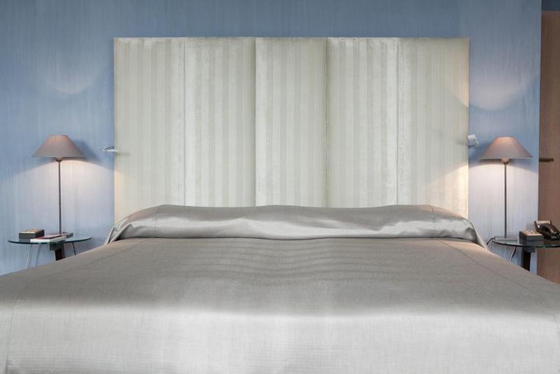هتل Le Place D Armes   Relais & Châteaux