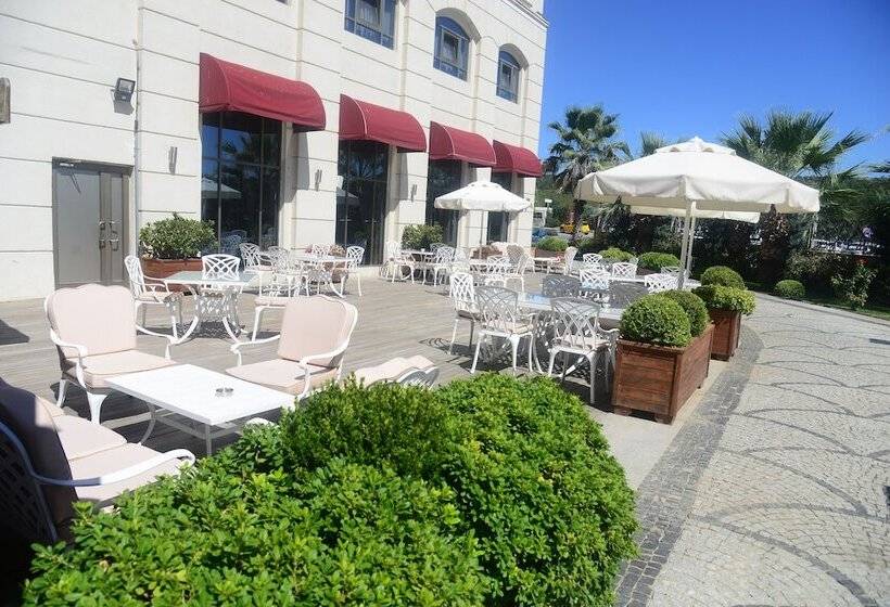 هتل Limak Eurasia Luxury