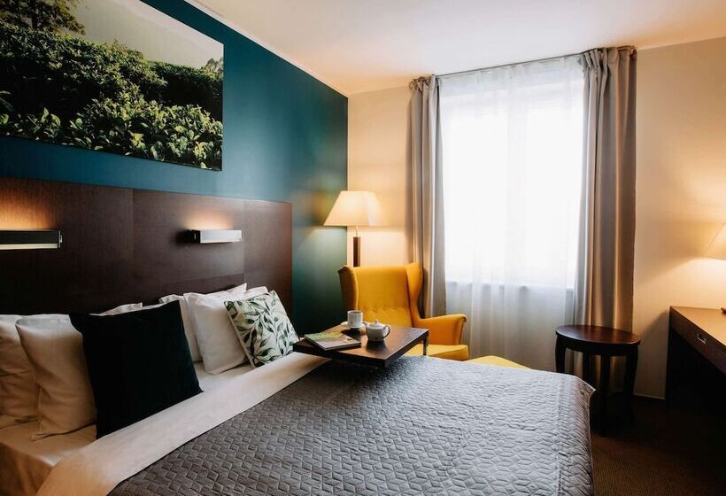 ホテル Mercure Warszawa Airport