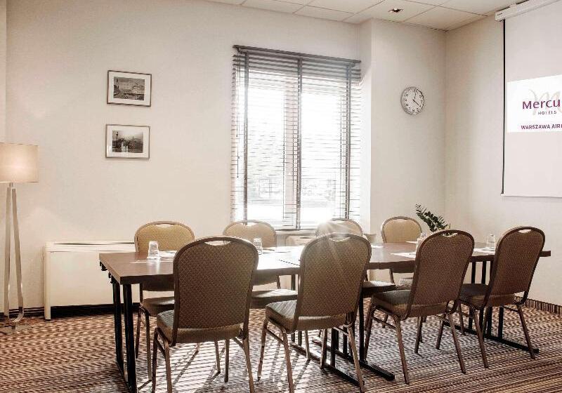 ホテル Mercure Warszawa Airport