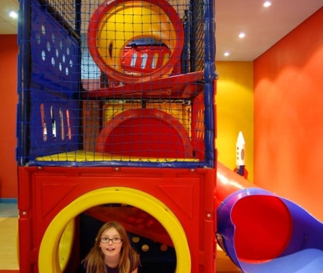 בית מלון כפרי Metcourt At Emperors Palace