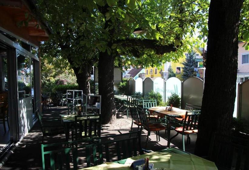 هتل Frühstückspension Meyer, Familie Orthacker