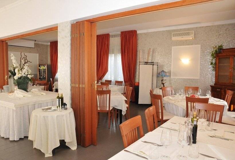 בית מלון כפרי Mini Palace  Country House