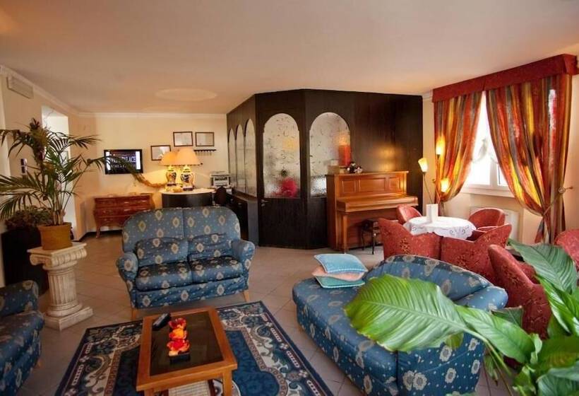 בית מלון כפרי Mini Palace  Country House