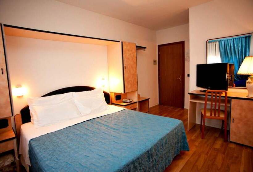 בית מלון כפרי Mini Palace  Country House