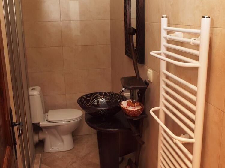 فندق Momini Dvori Boutique Guest House