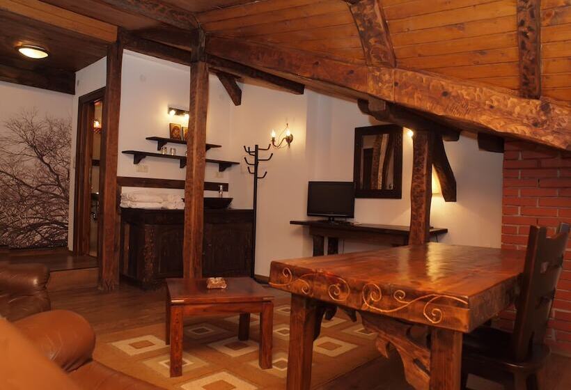 فندق Momini Dvori Boutique Guest House