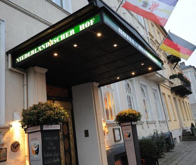 호텔 Niederlandischer Hof