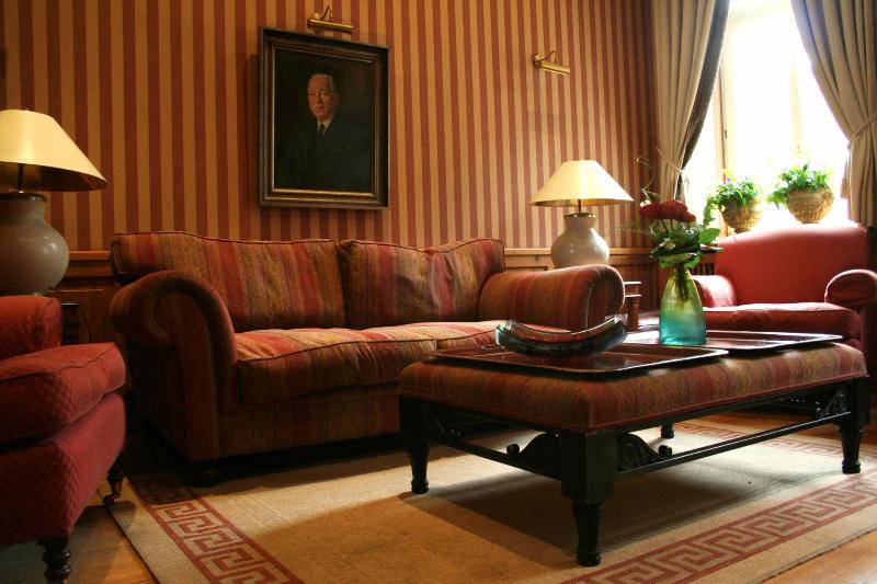 호텔 Niederlandischer Hof