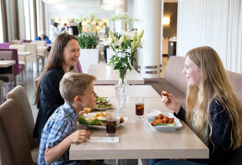 ホテル Norlandia Tampere