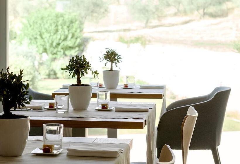 هتل Nun Assisi Relais & Spa Museum