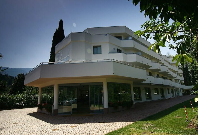 Отель Oasi Wellness & Spa