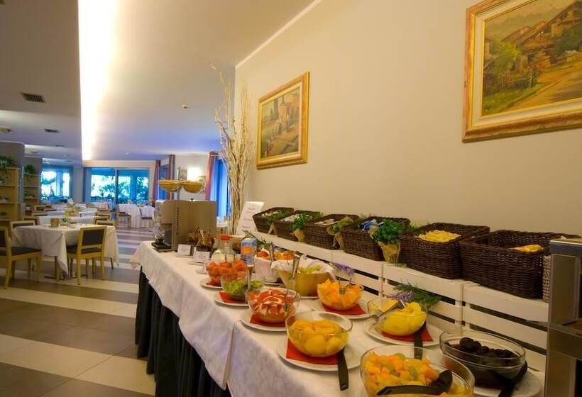 Отель Oasi Wellness & Spa