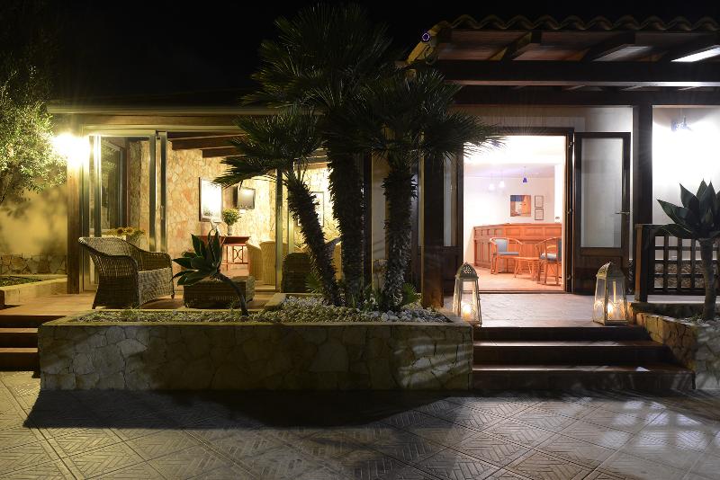 Oasis Hotel Residence & Resort