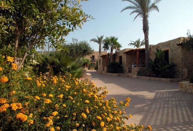 Oasis Hotel Residence & Resort