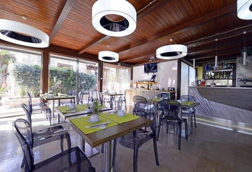 Oasis Hotel Residence & Resort