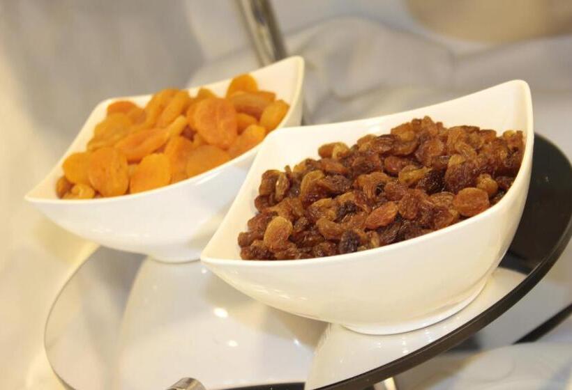 هتل Osaka Airport