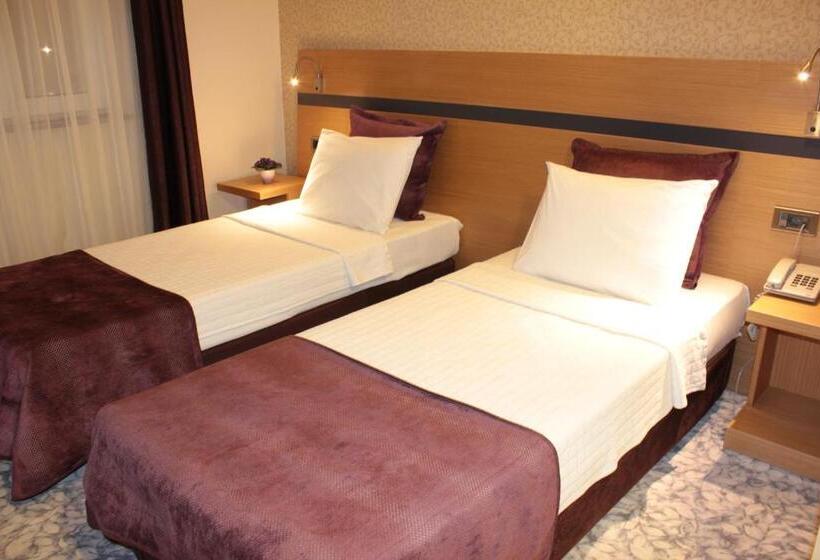 هتل Osaka Airport