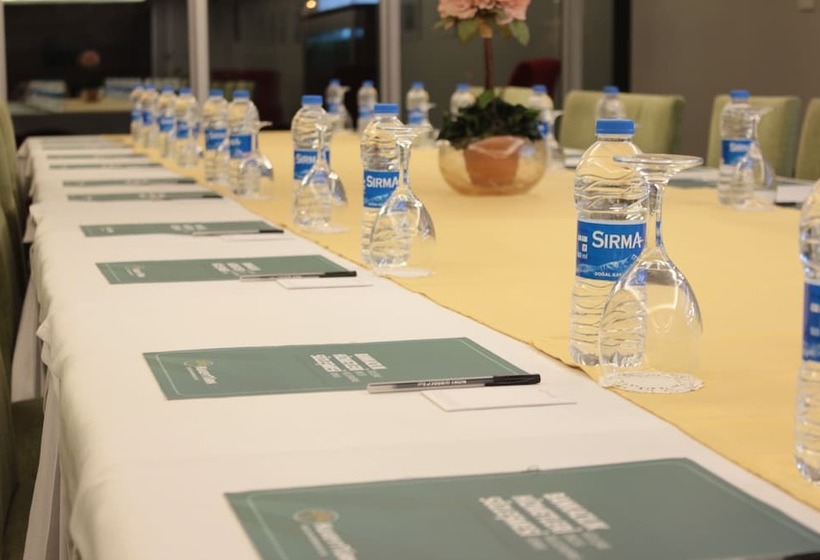 هتل Osaka Airport