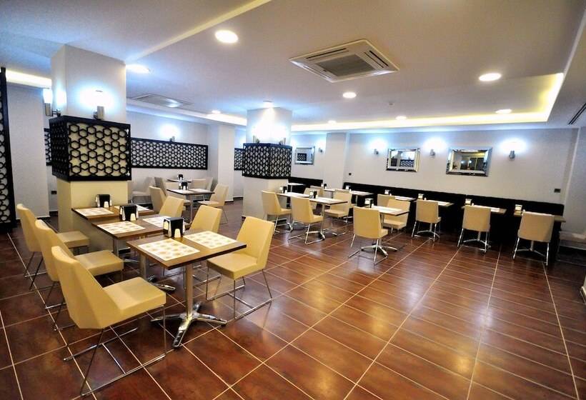 هتل Osaka Airport