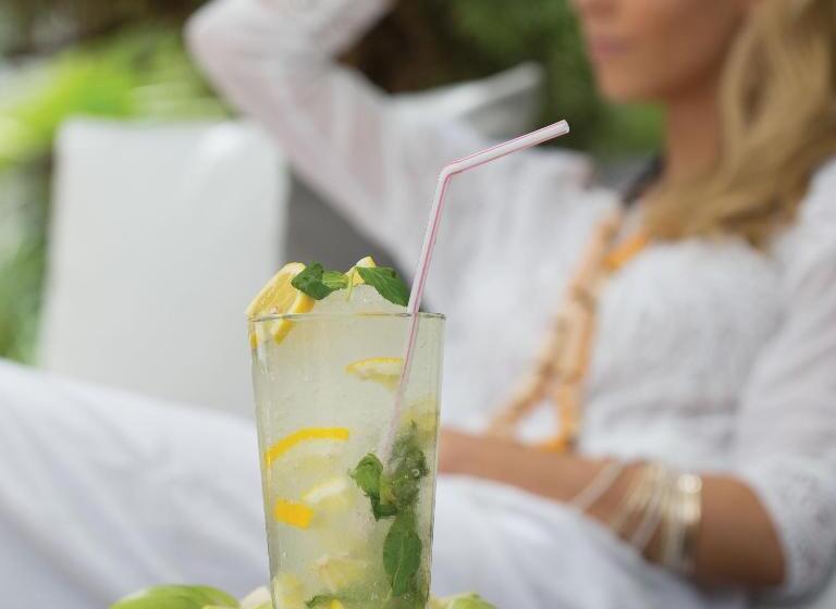 Отель Paloma Marina Suites - Adult Only