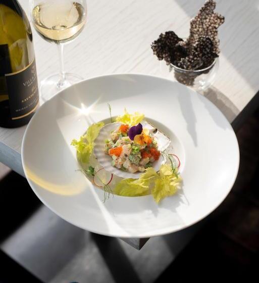 هتل Panorama Lviv