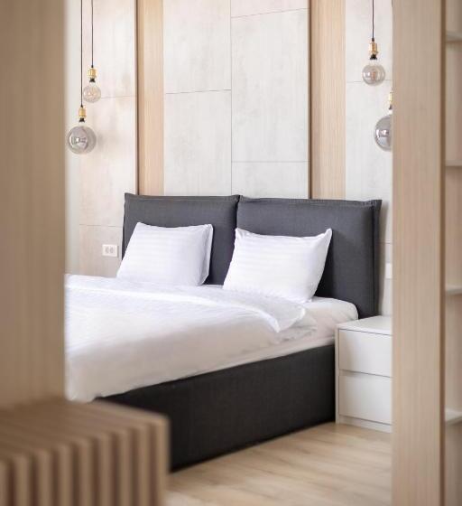 هتل Piccolo Mondo By Citybookings