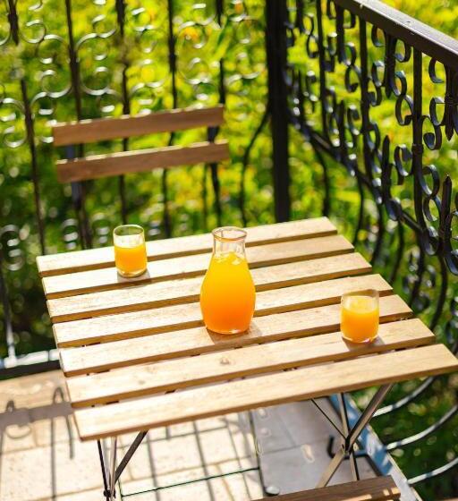 هتل Piccolo Mondo By Citybookings