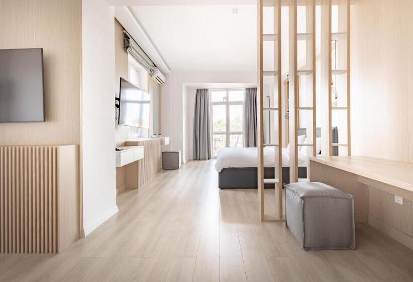 هتل Piccolo Mondo By Citybookings