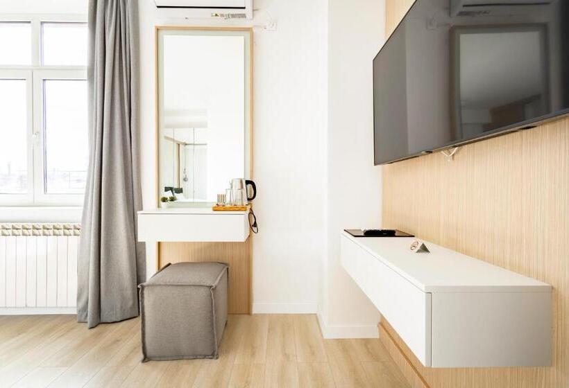 هتل Piccolo Mondo By Citybookings