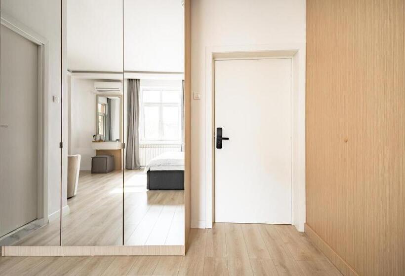 هتل Piccolo Mondo By Citybookings