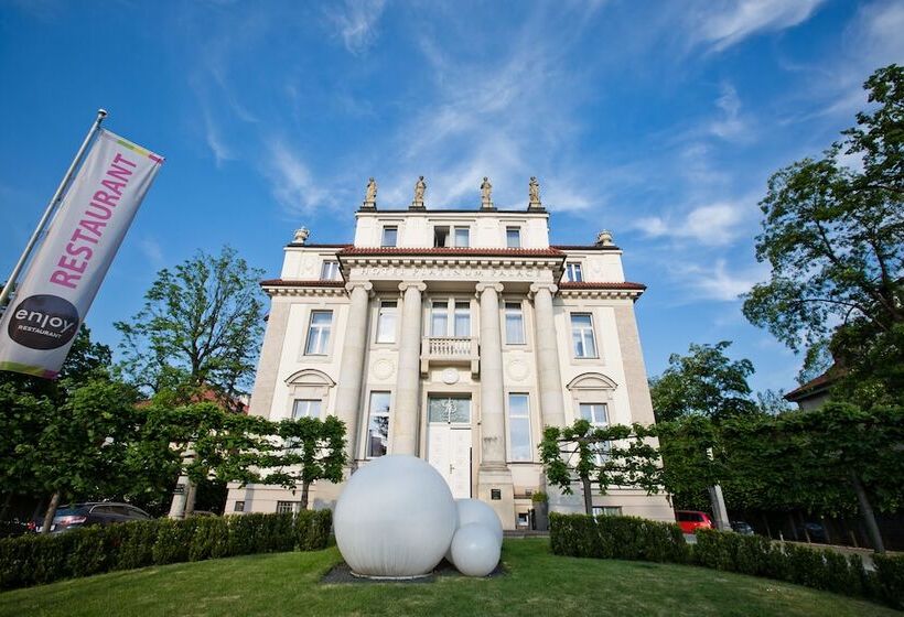 Platinum Palace Boutique Hotel & Spa