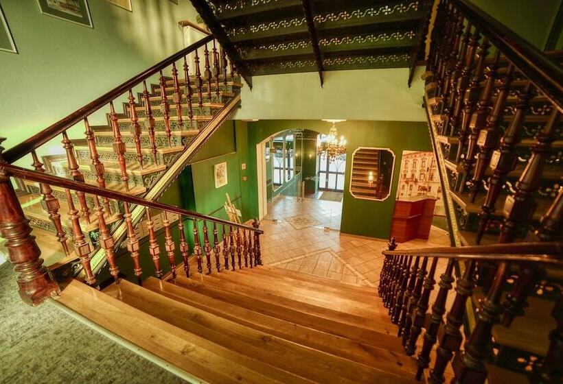 فندق Polonia Raciborz