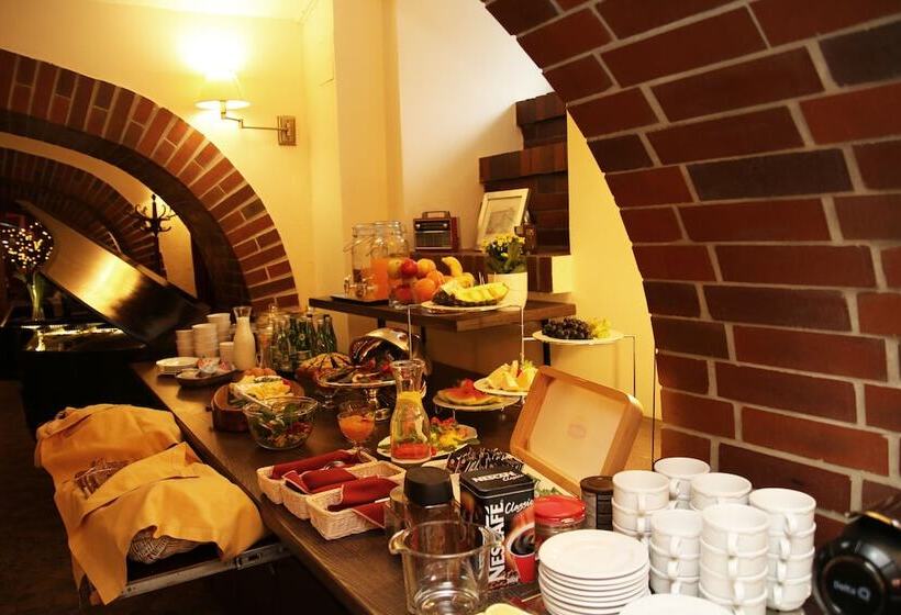 فندق Polonia Raciborz