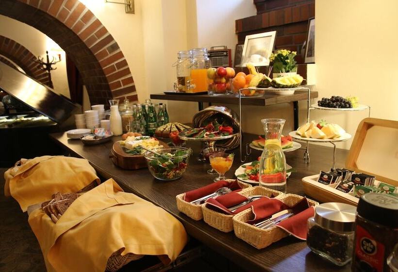 فندق Polonia Raciborz