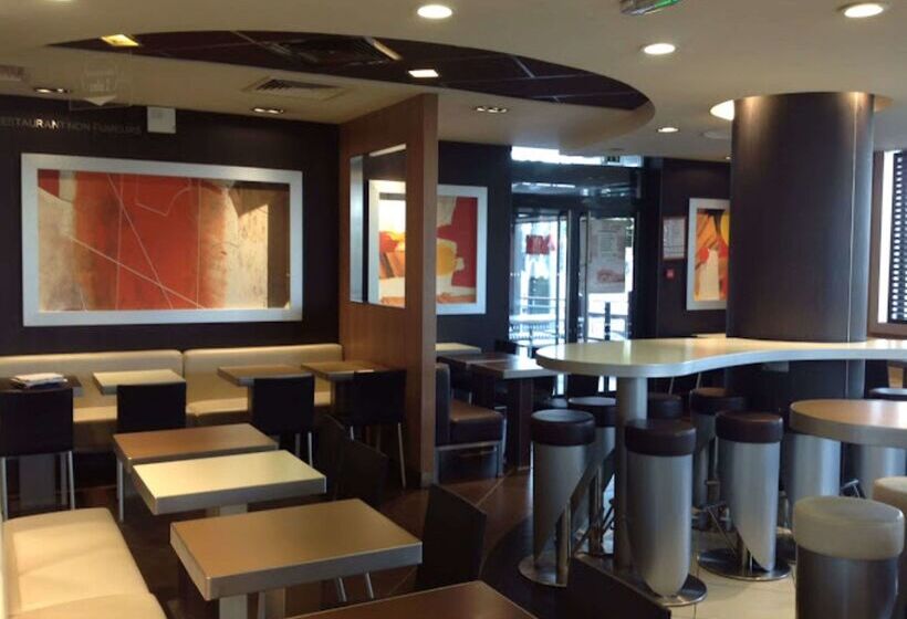 Отель Premiere Classe Rungis   Orly