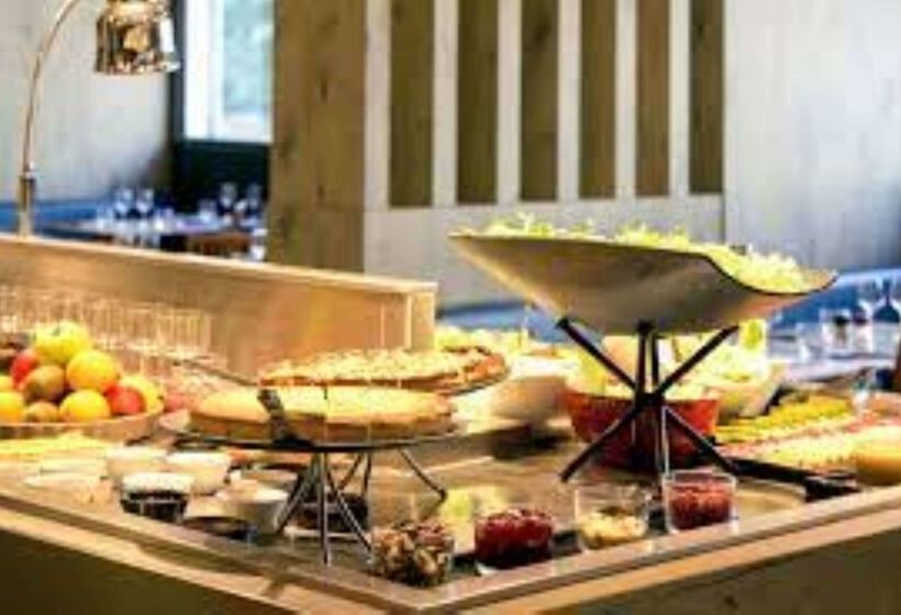 Отель Premiere Classe Rungis   Orly