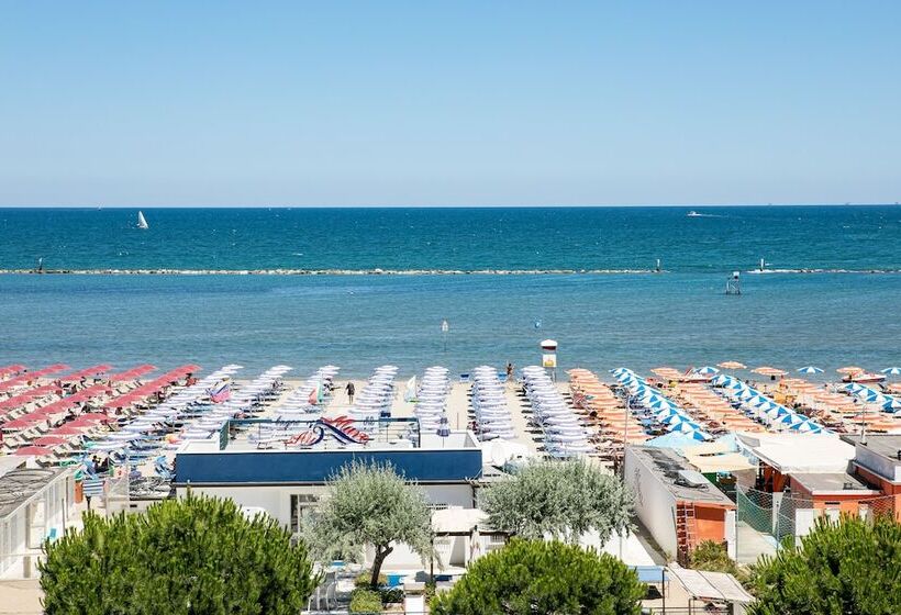 فندق Promenade Universale